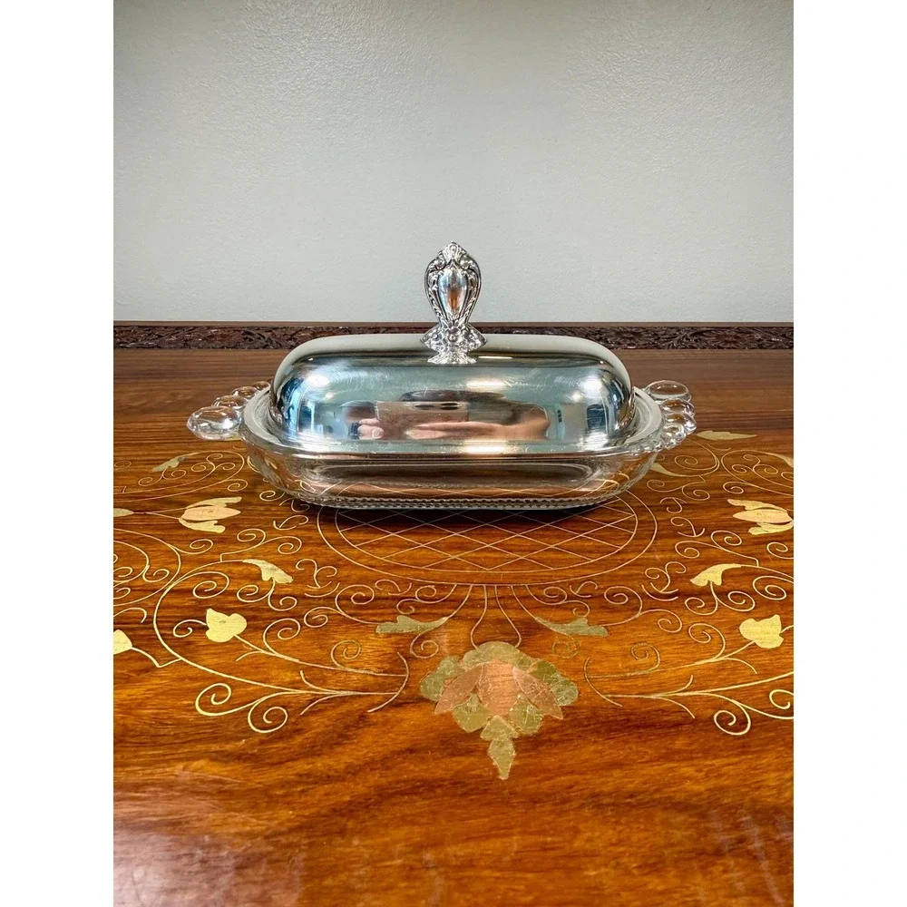 Vintage 1847 Rogers Bros Butter Dish •‎ Silverplate Lid & Pressed Glass Base
